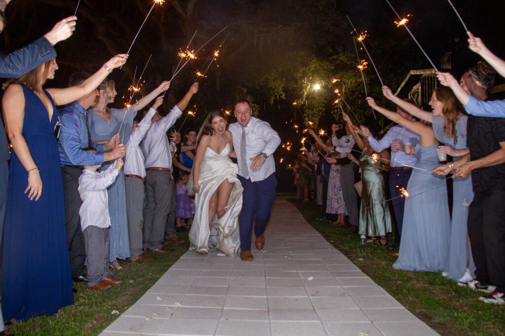 wedding photography at a barn