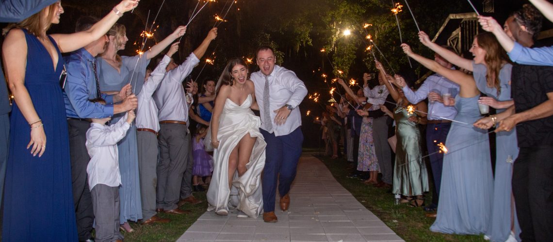 wedding photography at a barn